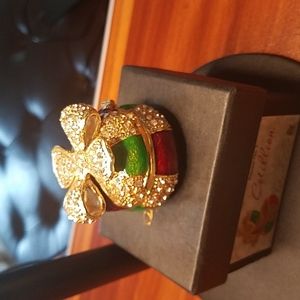 Christmas Package Trinket